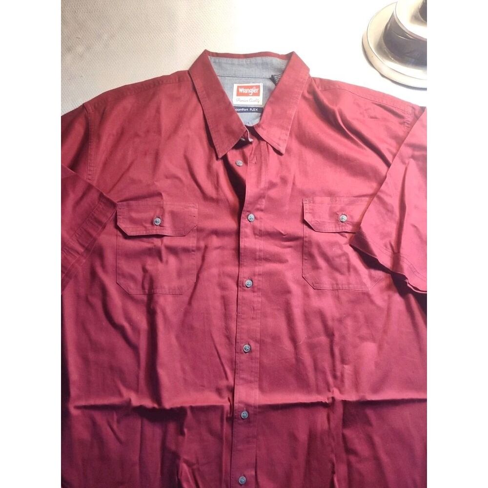 Wrangler Comfort Flex Red Button Up Short Sleeve Shirt Men's 2XL 1599